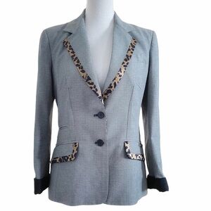 John GALLIANO GREY LEOPARD PRINT SILK BLEND NOTCHED LAPEL BUTTON BLAZER - S